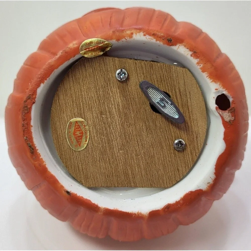 Halloween Ceramic Jack-o-lantern Ghosts Pumpkin Hand Painted Mold Music Box Vtg
